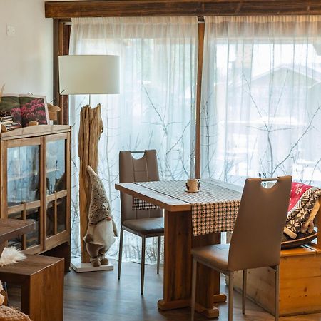 Majon De La Nona Hotel Pozza di Fassa Luaran gambar