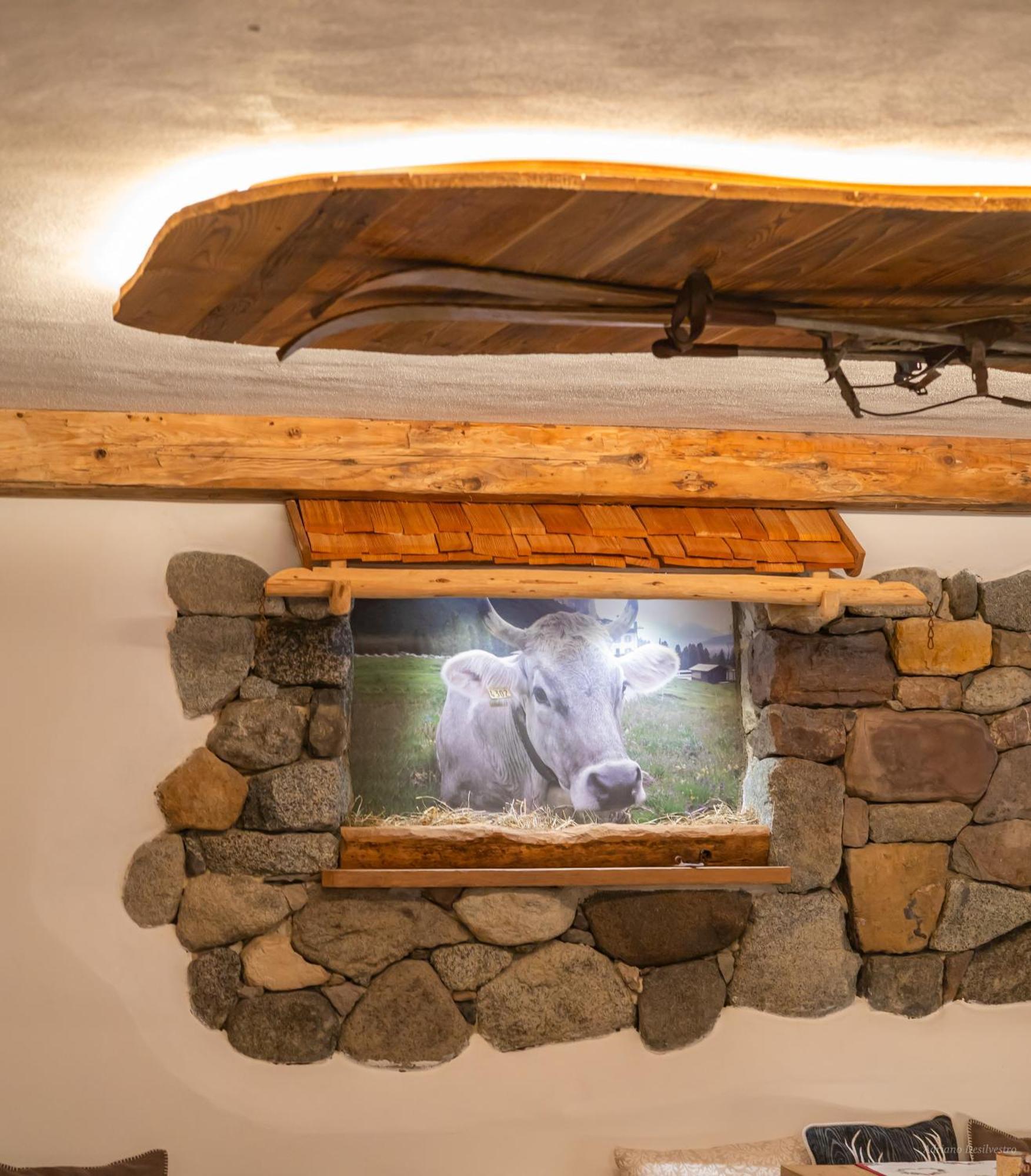 Majon De La Nona Hotel Pozza di Fassa Luaran gambar